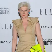 Robyn Bio Pic GettyImages-112042336