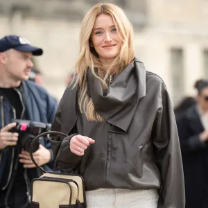 Sarah Pidgeon attends the Loewe Womenswear Fall/Winter 2026-2027 show as part of Paris Fashion Week in Paris France 2026/03/05 (Photo by Laurent Hou / Hans Lucas / AFP via Getty Images)