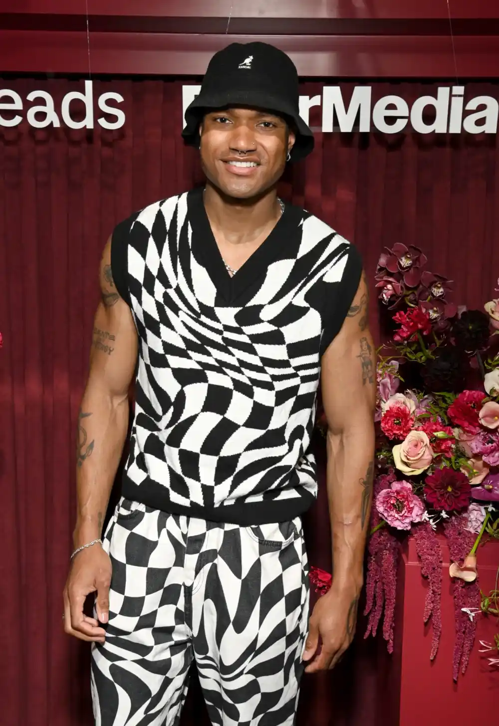 Summer House Star KJ Dillard Confirms Romance With Costar Dara Levitan I Love Her Tremendously Threads