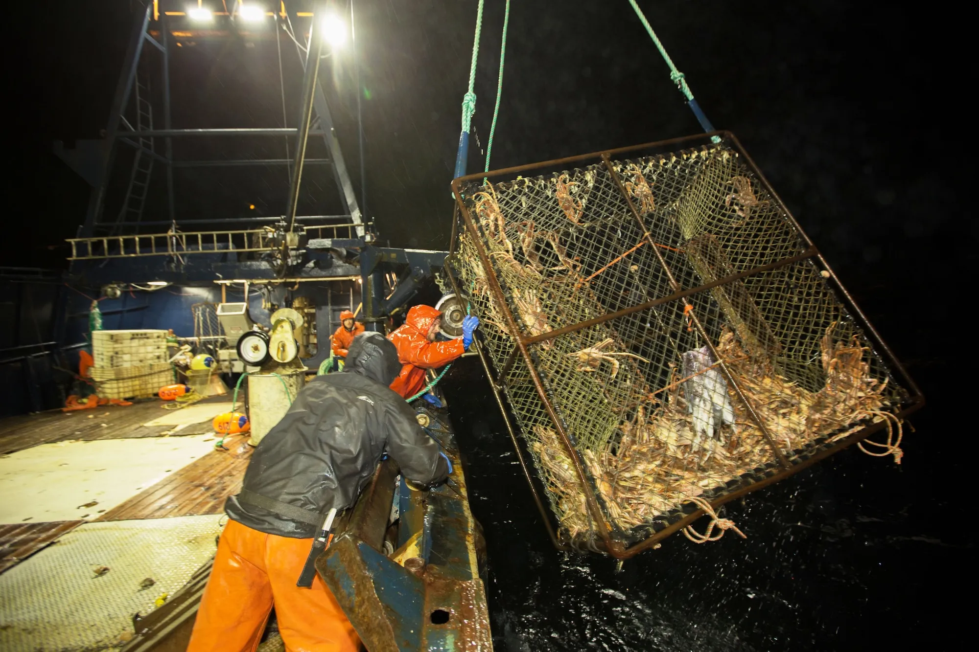 How Many People Have Died on Deadliest Catch? Cast Deaths