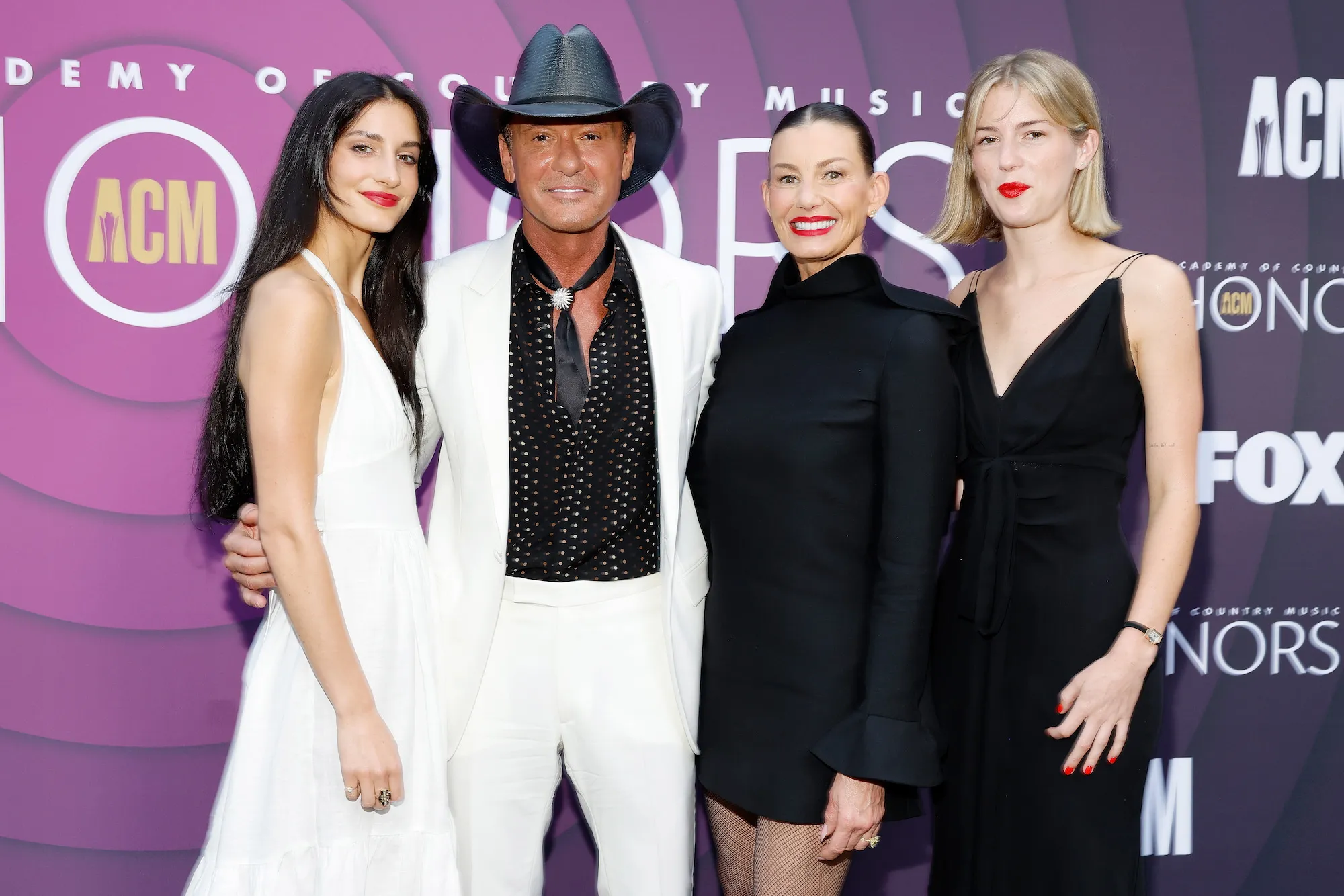 Tim-McGraw-and-Faith-Hill-With-Kids-GettyImages-1634742347