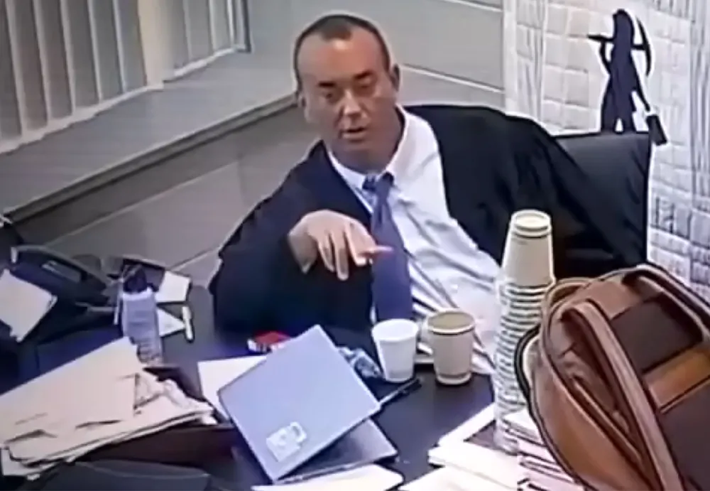 Uncovered Chambers Secrets Kentucky Judge Kevin Mullins