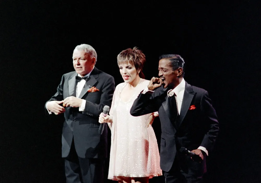 Wildest Celebrity Name-Drops in Liza Minnellis New Book GettyImages-1241280203