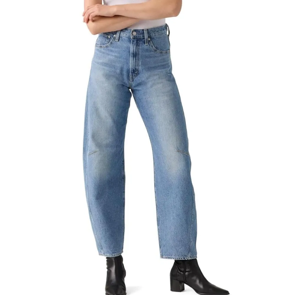 Levi's Cinch Barrel Jeans