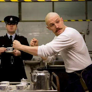 Tom Hardy in Bronson