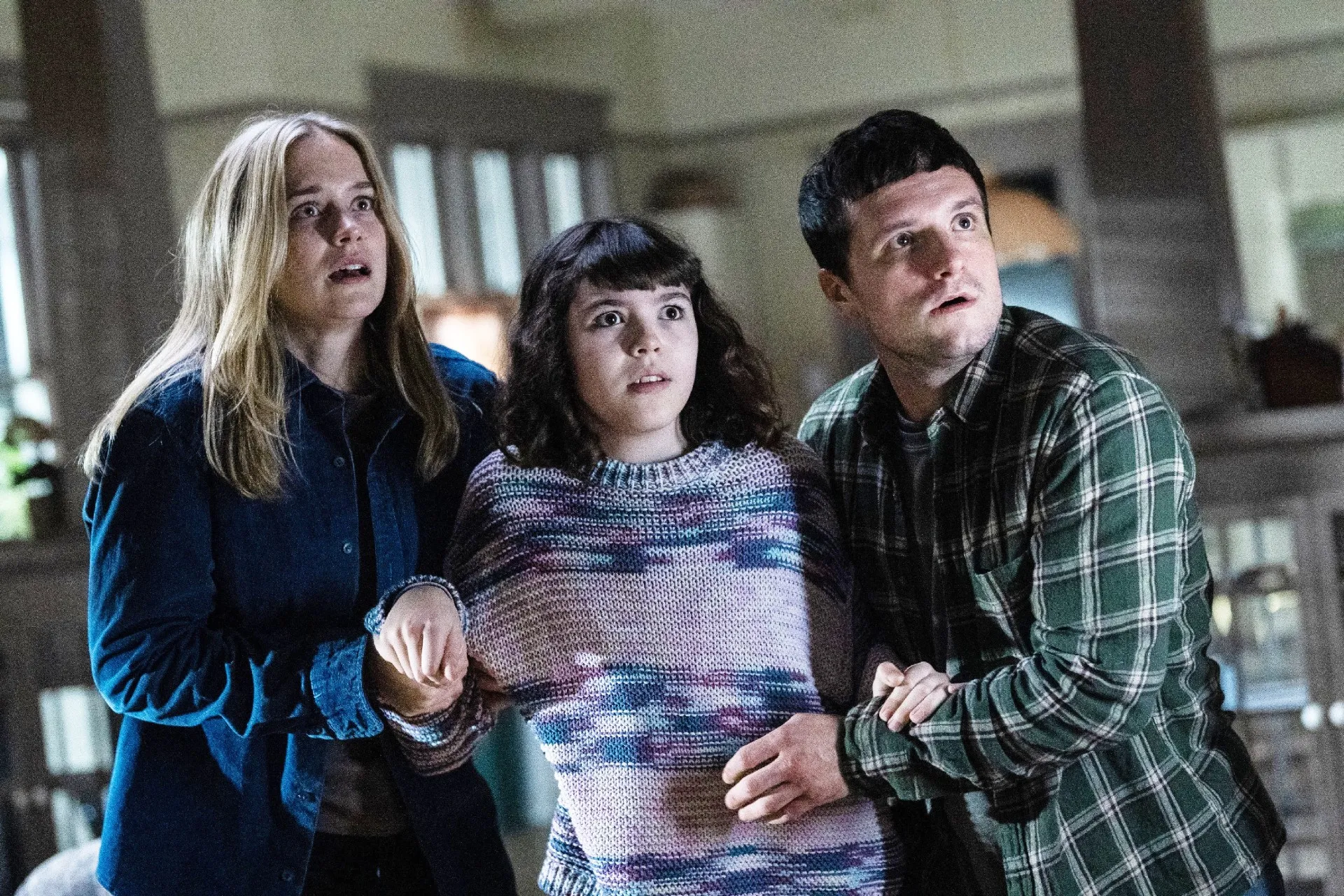 Elizabeth Lail, Piper Rubio and Josh Hutcherson in Five Nights at Freddy's 2
