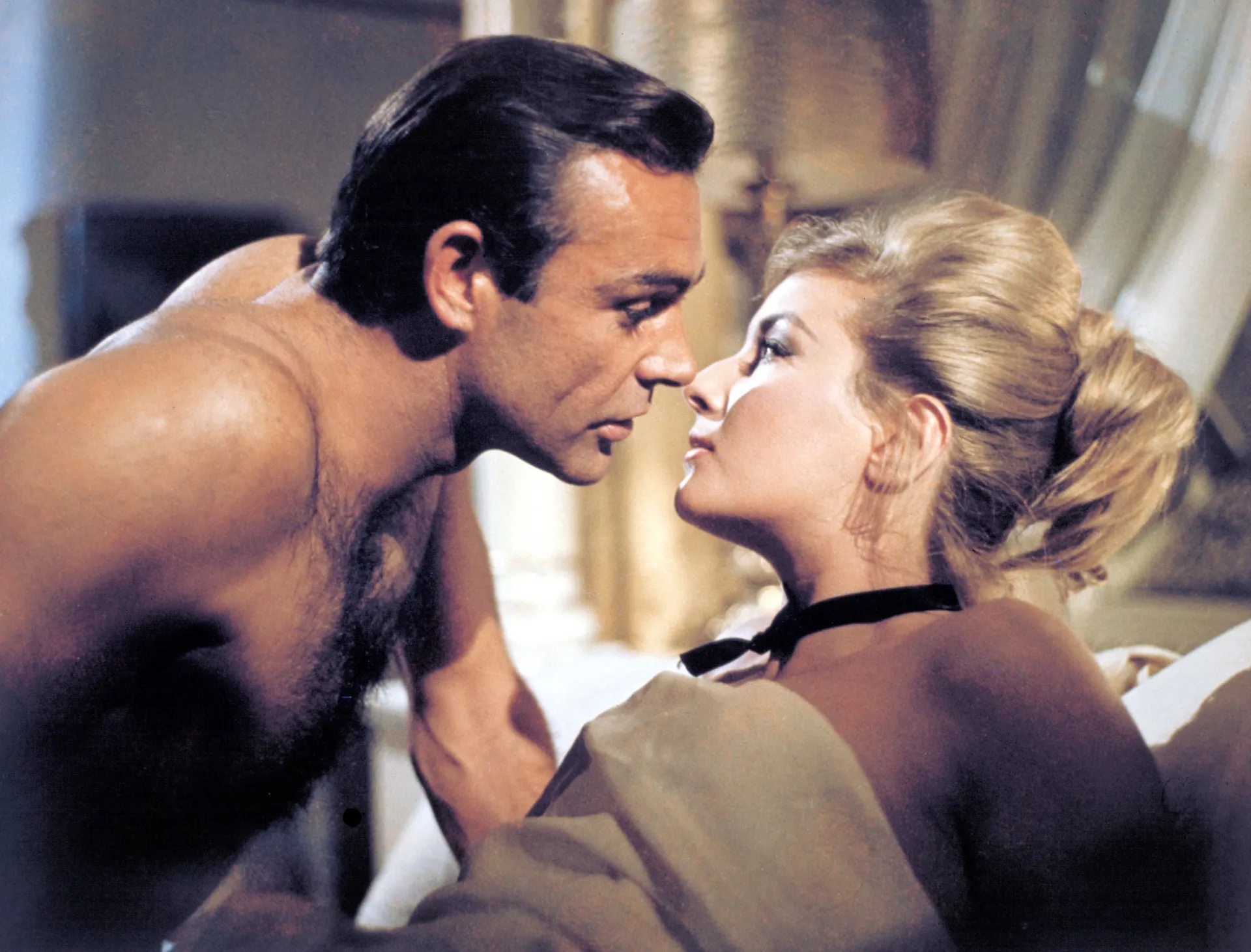 Sean Connery and Daniela Bianchi in From Russia with Love