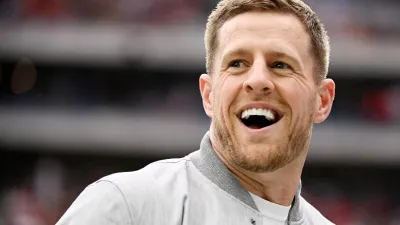 1711741267 JJ Watt Sparks Massive Debate Online With ‘Genuine Question’ About Restaurant Situation