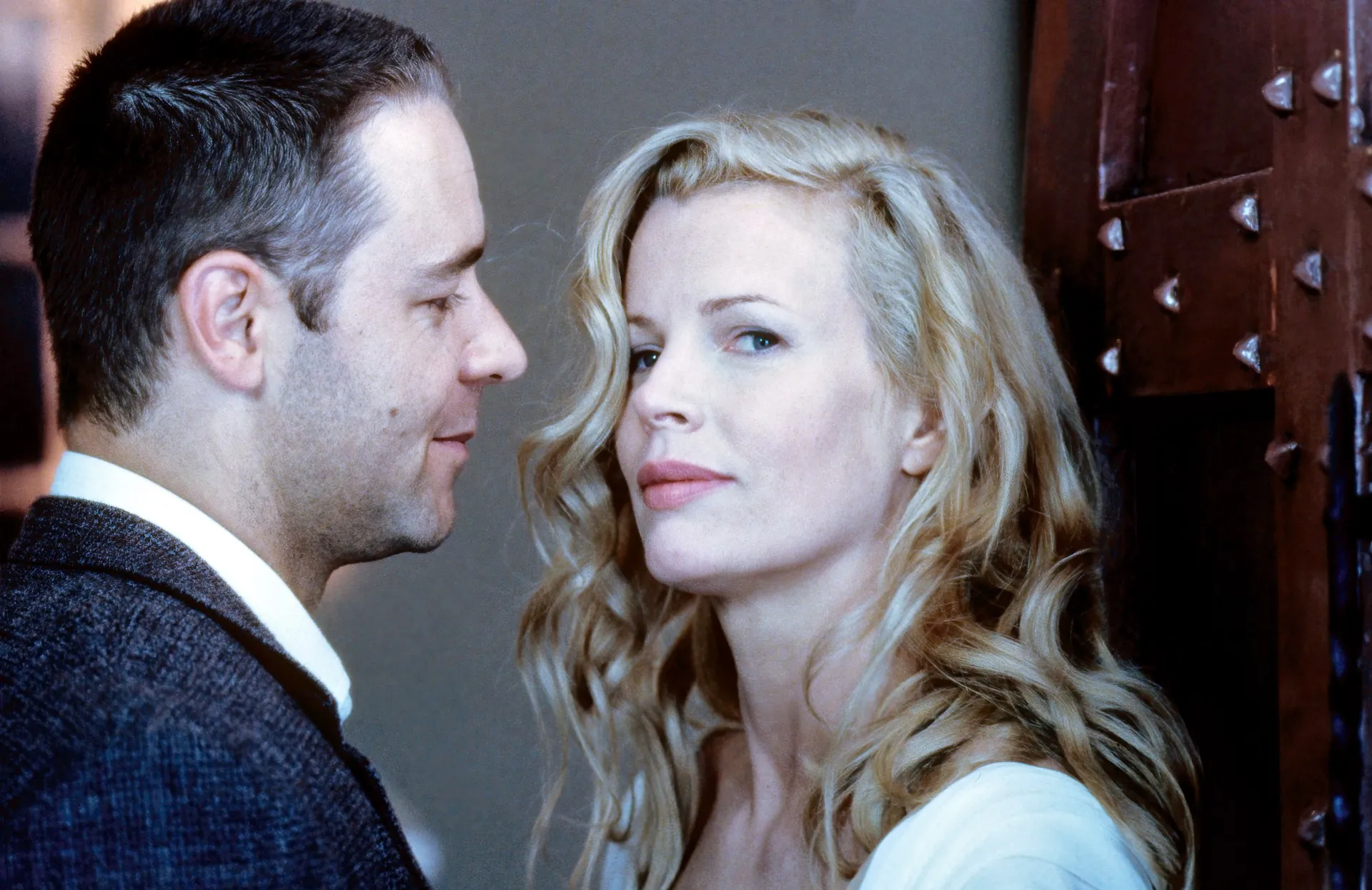 Russell Crowe and Kim Basinger in L.A. Confidential