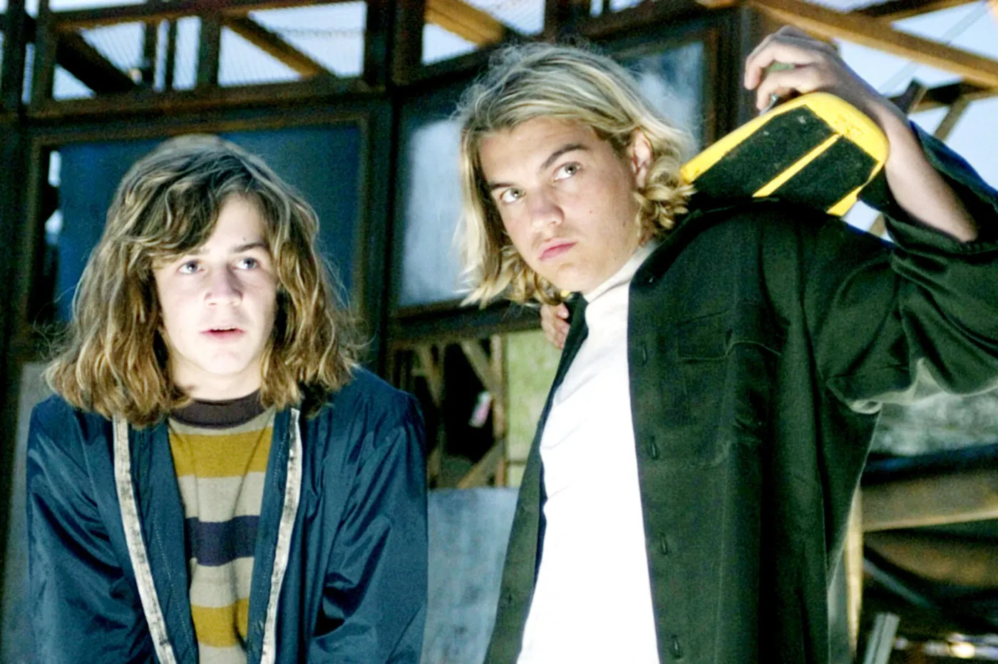 Michael Angarano and Emile Hirsch in Lords of Dogtown