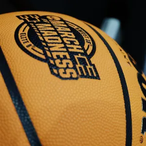 2207210985 Meet Special Jennings: The Record-Breaking Coach Leading Jacksonville Into March Madness