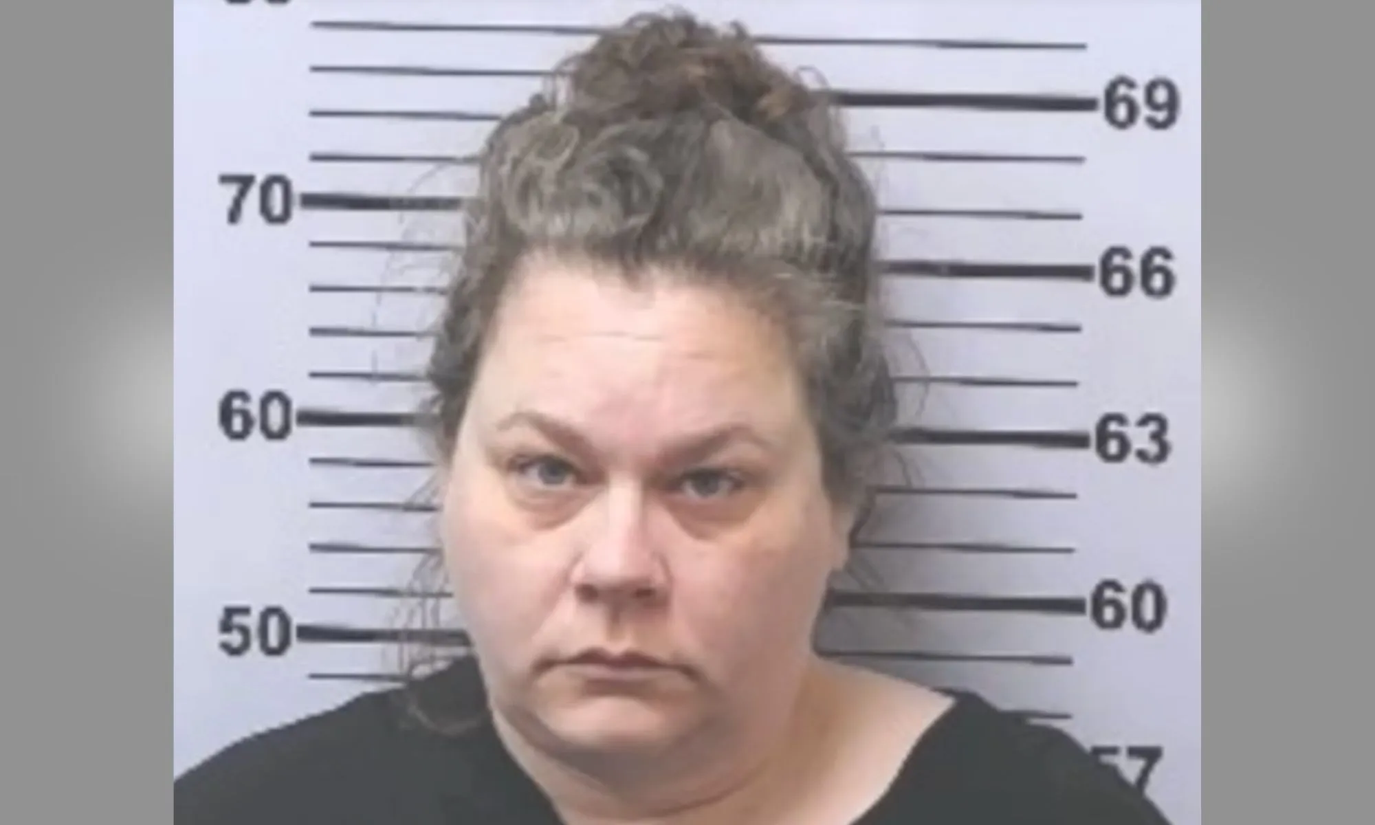 14-Year-Old Accidentally Strangled Himself to Death After Mom Left 2 Sons With Autism Replica Luxury Handbag Alone