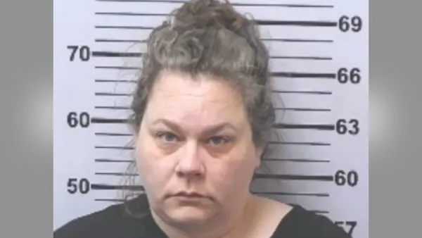 14-Year-Old Accidentally Strangled Himself to Death After Mom Left 2 Sons With Autism Replica Luxury Handbag Alone