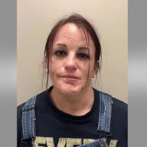 North Carolina Mom Arrested After Leaving 2 Kids in Hot Car While Shoplifting at Walmart