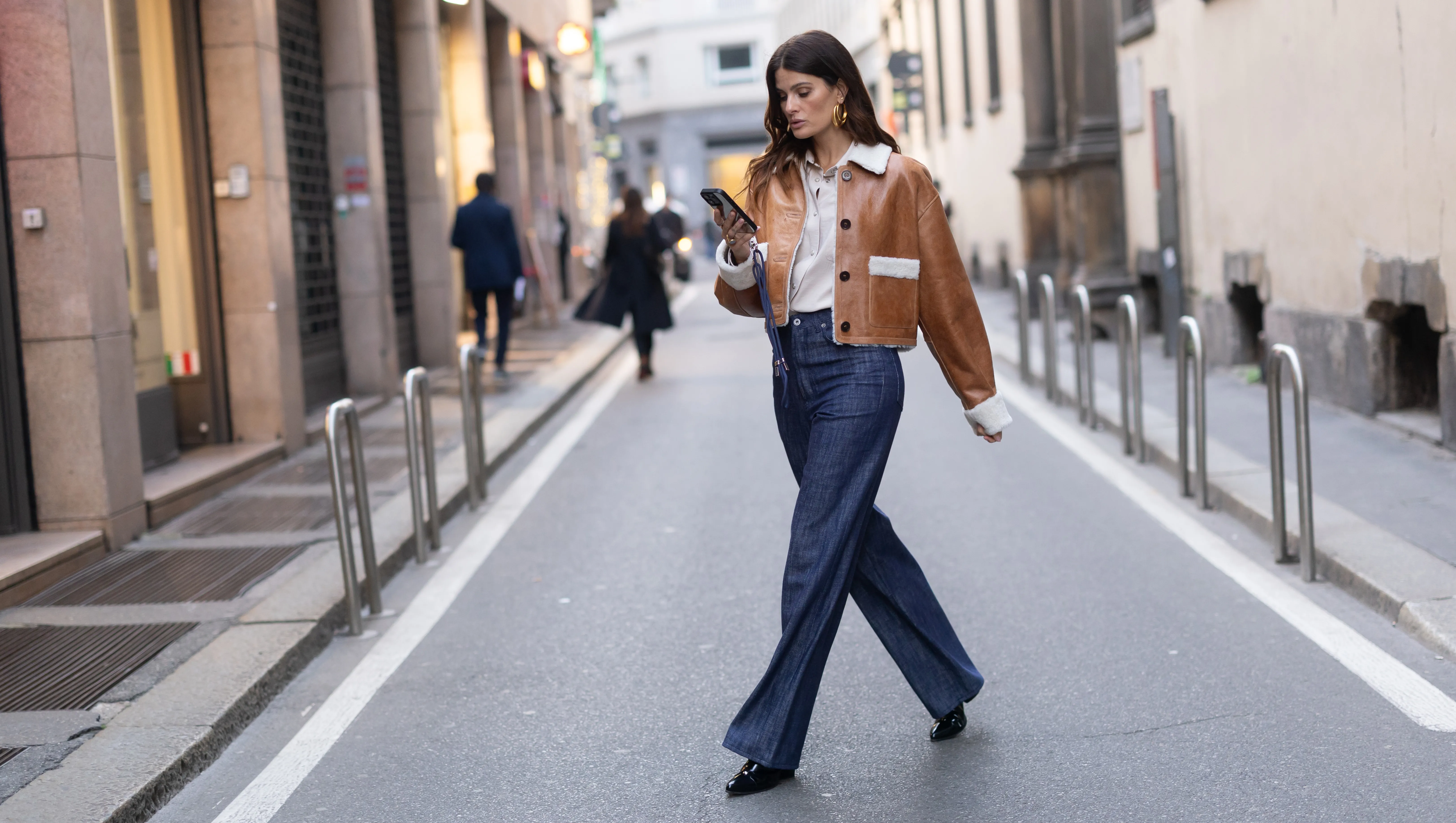 MILAN, ITALY - FEBRUARY 27: Isabeli Fontana is seen wearing total look Pemce 1979 during the Milan Fashion Week - Womenswear Fall/Winter 2026/2027 on February 27, 2026 in Milan, Italy. (Photo by Jacopo Raule/Getty Images)