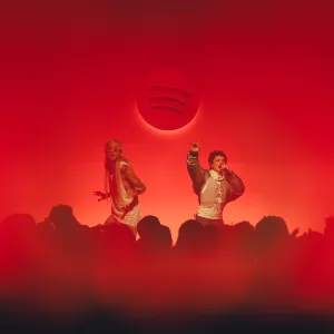 CA7RIEL y Paco Amoroso