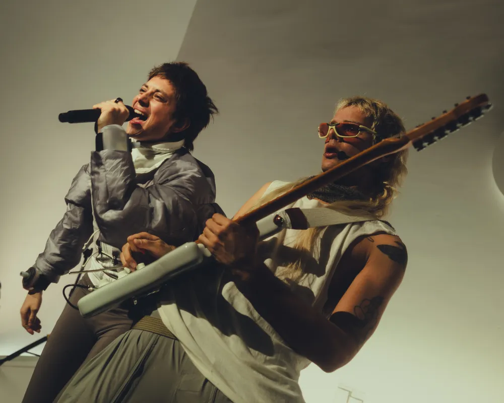 CA7RIEL y Paco Amoroso