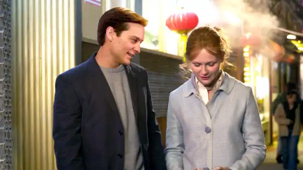 Tobey Maguire and Kirsten Dunst in Spider-Man 2