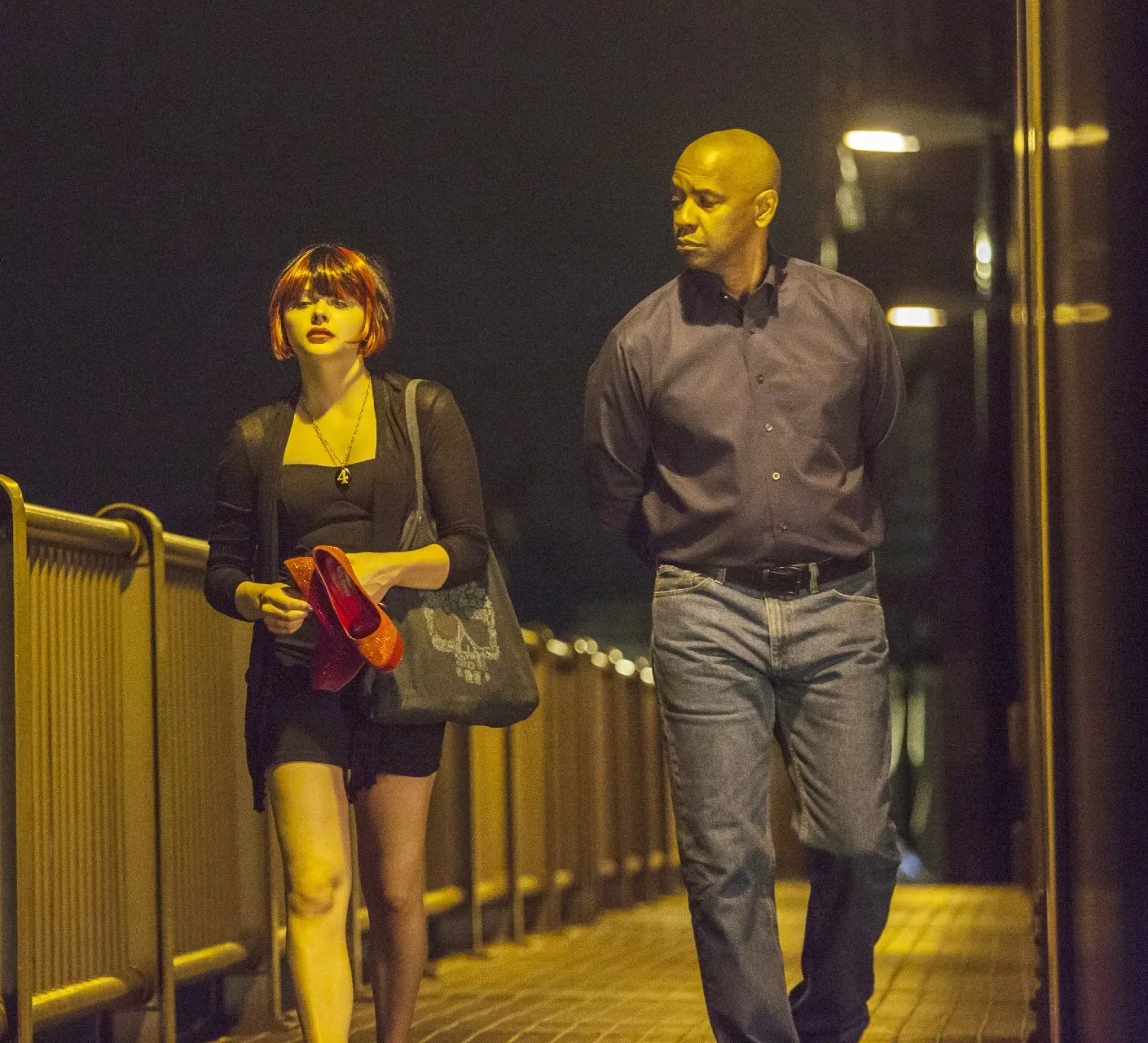 Chloe Grace Moretz and Denzel Washington in The Equalizer