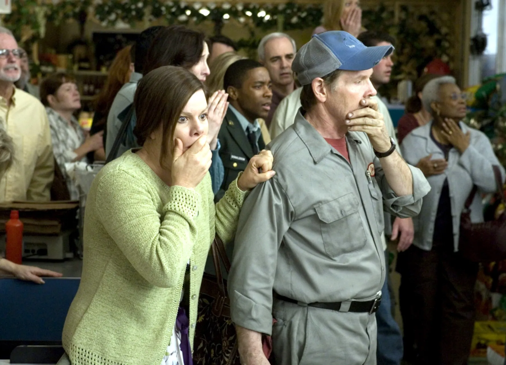 Marcia Gay Harden and William Sadler in The Mist