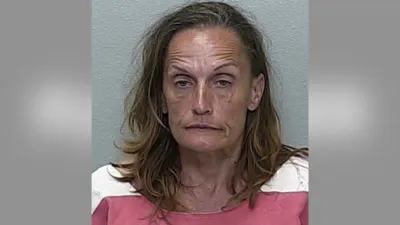 Florida Woman Disappointed 'Dull' Kitchen Knives Didn't Kill Her 83-Year-Old Stepfather