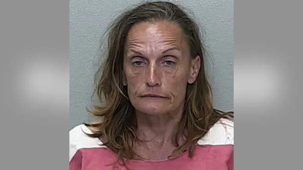 Florida Woman Disappointed 'Dull' Kitchen Knives Didn't Kill Her 83-Year-Old Stepfather