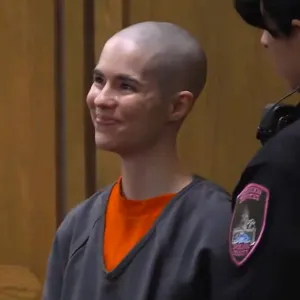 Alyssa Bradburn Woman Smiled in Court After Receiving 28 Year Sentence for Dads Slaying