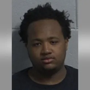 Bound-Teen-Escapes-Alleged-Kidnapper-Helps-Save-Other-Girl