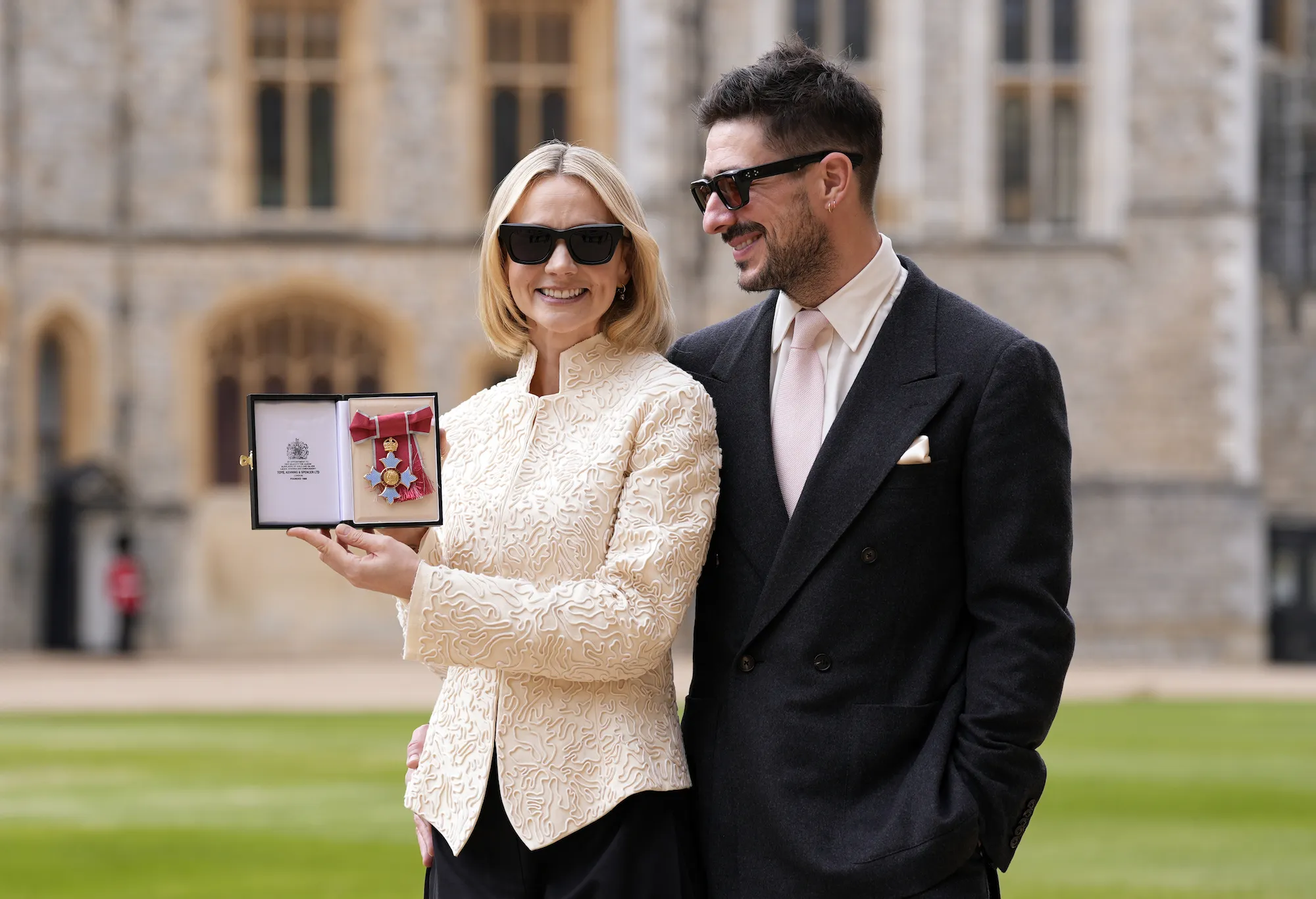 Carey-Mulligan-and-Marcus-Mumford-GettyImages-2268662172