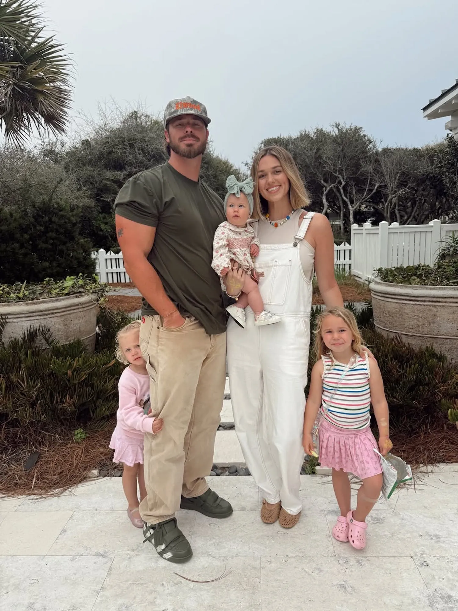 Christian-Huff-and-Sadie-Robertson_651050276_18573361936037032_5179998533651087949_n