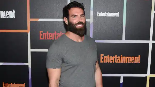Dan-Bilzerian-GettyImages-452769286