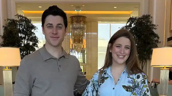 Feature David Henrie Announces Wife Pregnancy She Edits Caption With Heartfelt Message for Struggling Moms