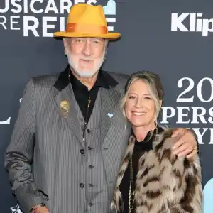Fleetwood Mac Drummer Mick Fleetwood Marries 4th Wife Elizabeth Jordan Who Is 20 Years His Junior Feature