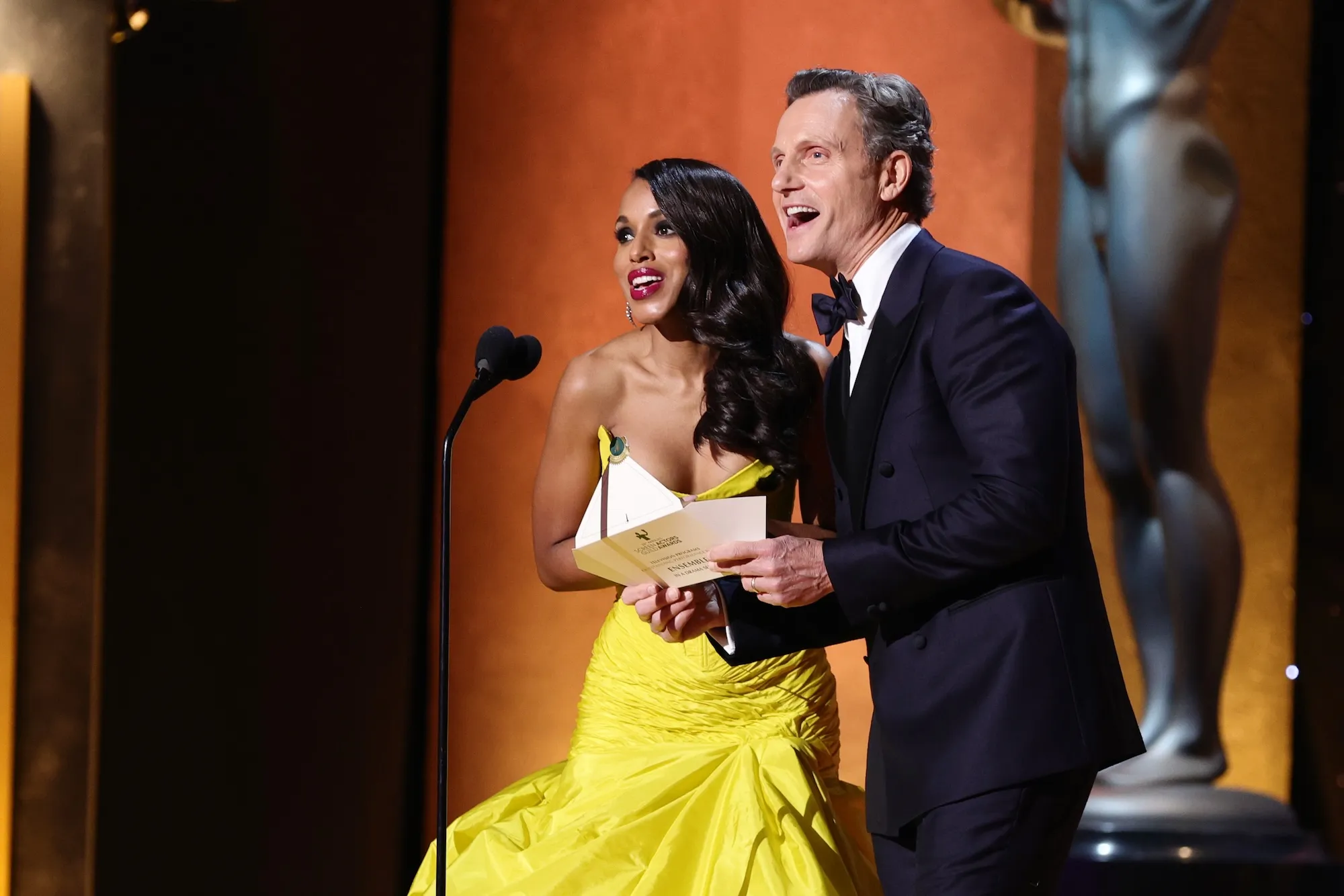 Kerry Washington 'Likes to F*** With People' Shipping Her and Tony Goldwyn