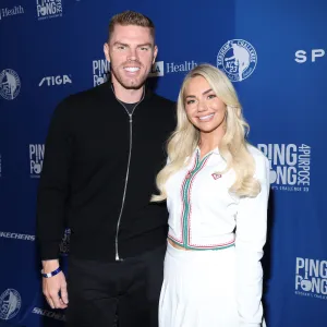 Dodgers Star Freddie Freemans Wife Chelsea Shares Photo From Hospital Bed