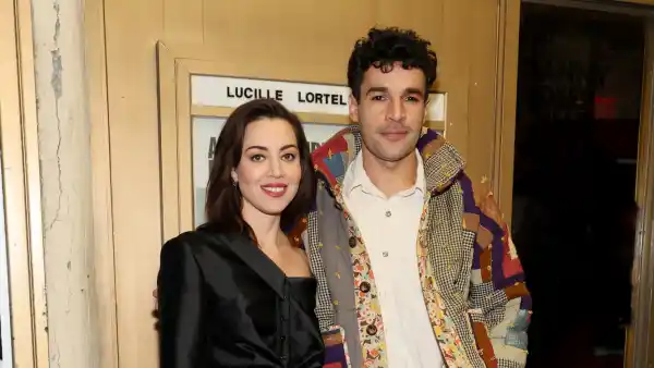 Aubrey Plaza pregnant