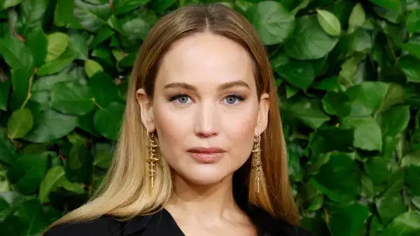 jennifer lawrence t-shirt