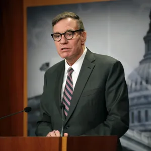 Sen. Mark Warner's Daughter Madison Dead at 36 After ‘Decades-Long’ Battle With Juvenile Diabetes