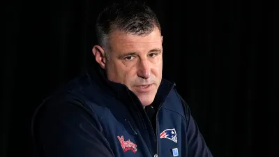 GettyImages-2260098306 Mike Vrabel February 2026