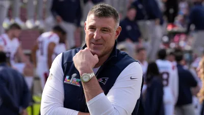 Patriots Say Things Are Business as Usual With Mike Vrabel Amid Controversy