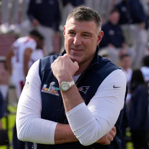 Patriots Say Things Are Business as Usual With Mike Vrabel Amid Controversy