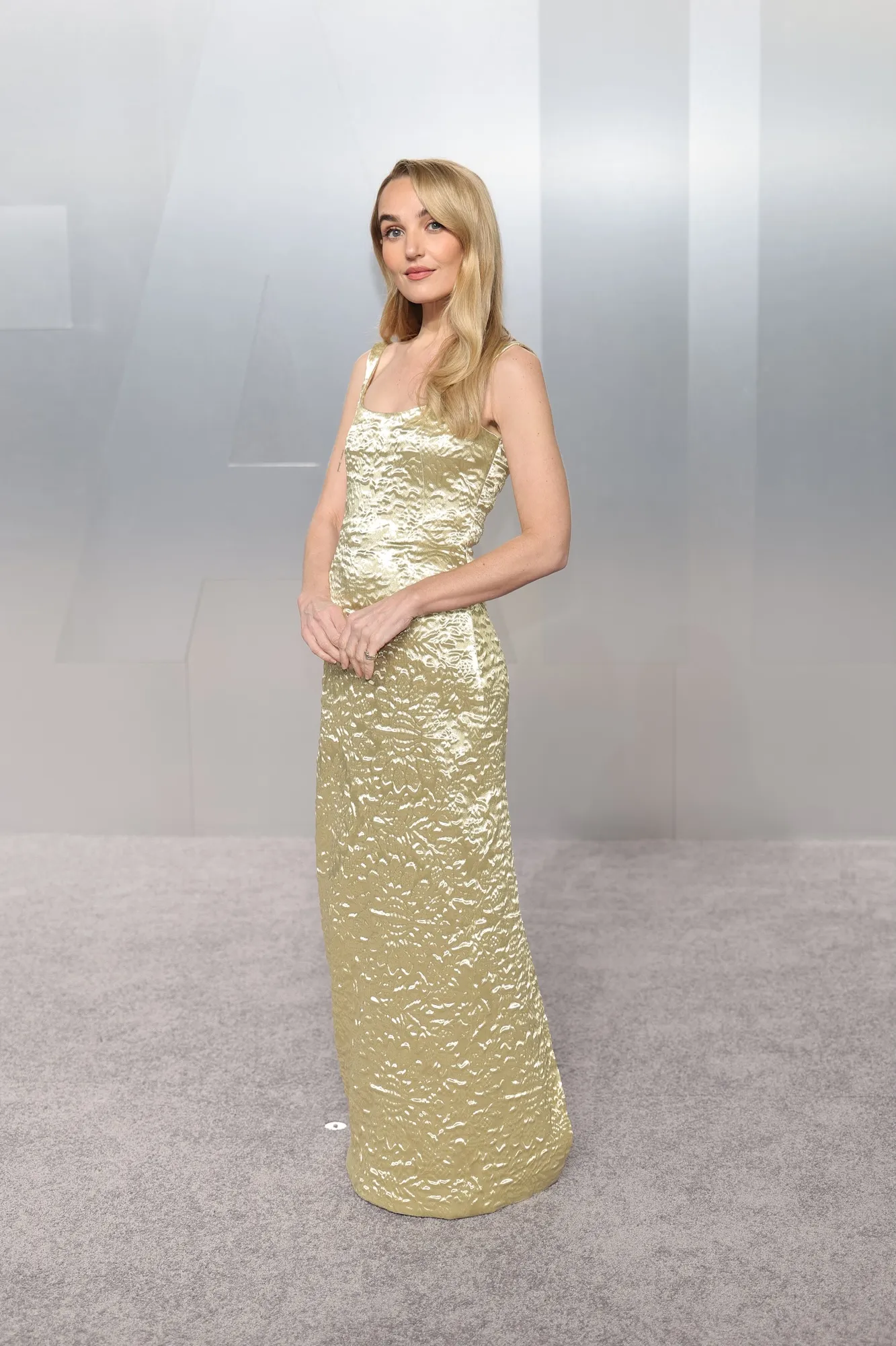 SNL’s Chloe Fineman Recalls Pantsing 6-Year-Old Boy: Breaking Down the Controversy