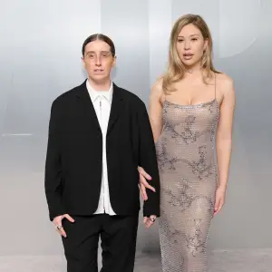 Comedian Robby Hoffman Jokes She’s the ‘Boy’ in Gabby Windey Marriage: ‘I Pay a Lot’