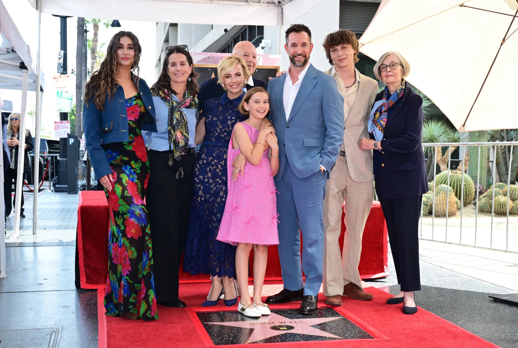 GettyImages-2269975887-noah-wyle-family