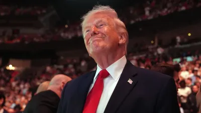 GettyImages-2270434275 donald trump ufc fight iran peace talks