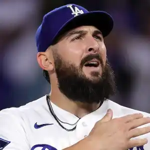 GettyImages-2271396864 Alex Vesia April 2026