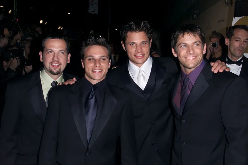 Nick Lachey Says 98 Degrees Kept 'Age of Consent' Guide on Tour Bus 