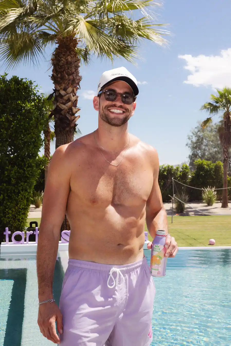 Jesse Soloman Saint James Iced Tea Hot Pics