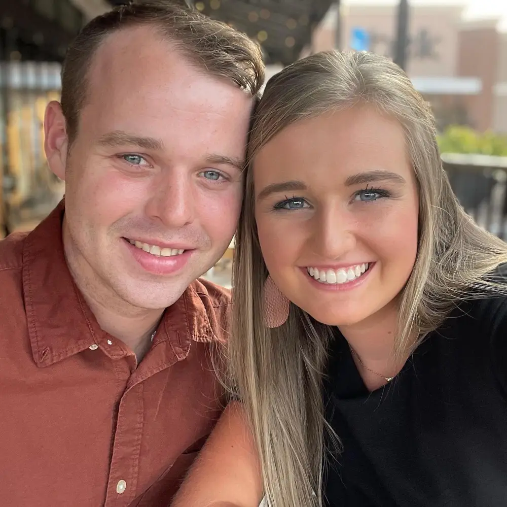 Joe-and-Kendra-Duggar_1631550810_2661963591201370175_11554161477