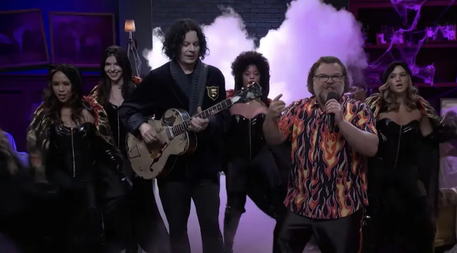 A Guide to Every Celeb Who Has Joined SNLs Five-Timers Club Tom Hanks, Emma Stone and More Jack White Jack Black